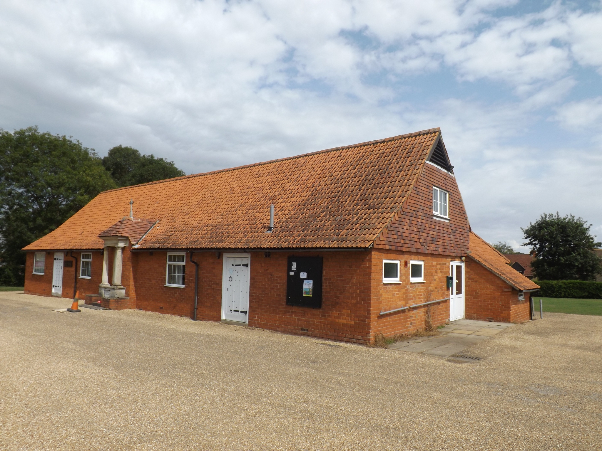 Yardley Hastings Memorial Hall War Memorials Online